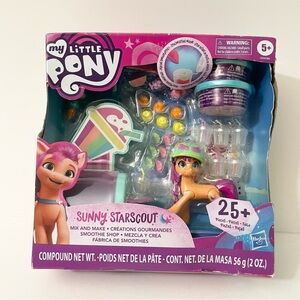 My Little Pony Sunny Starscout Smoothie Shop Playset